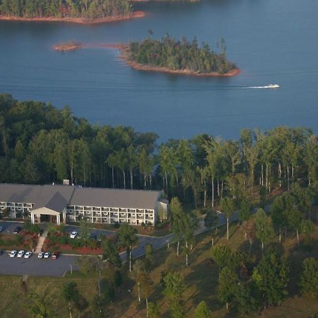 Lake Chatuge Lodge Hiawassee Exterior photo